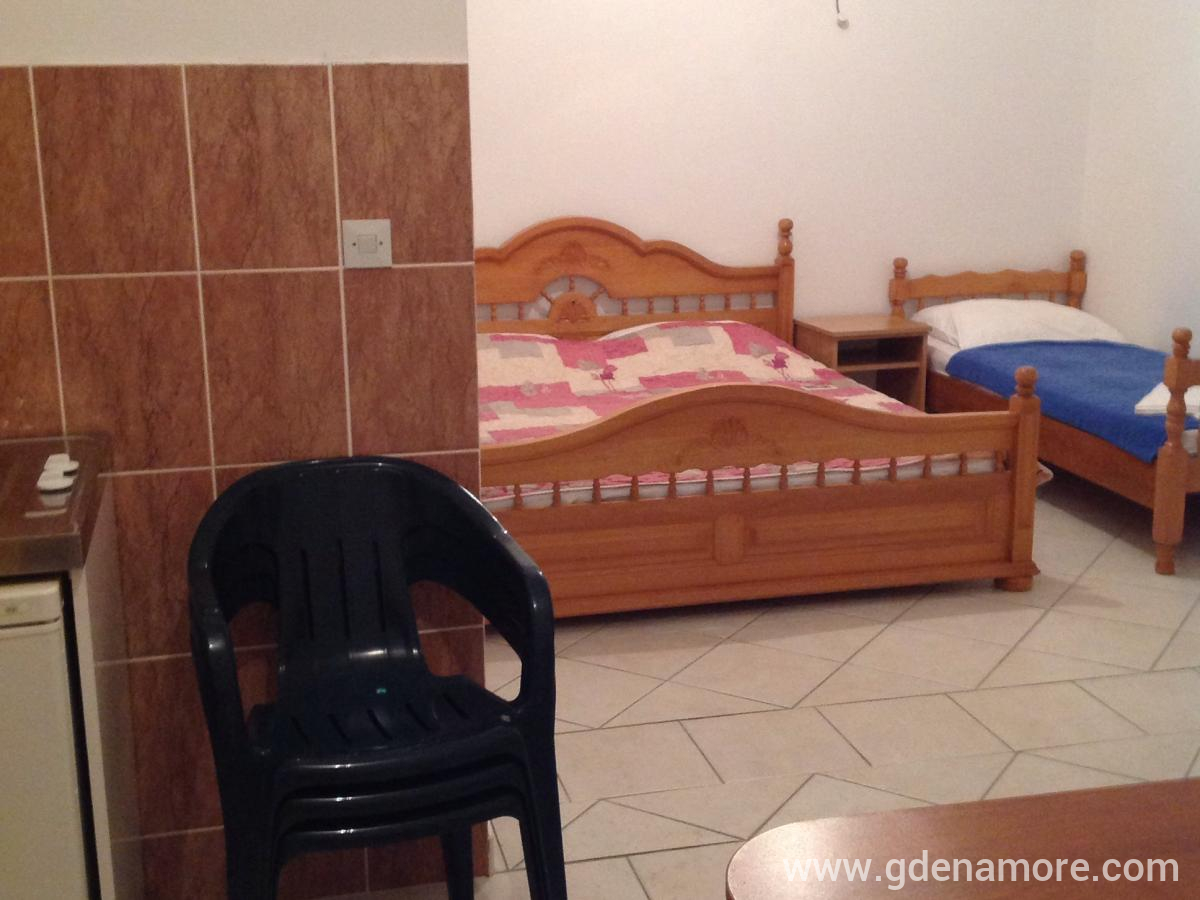 Apartmani Sport, privatni smeštaj u mestu Sutomore, Crna Gora
